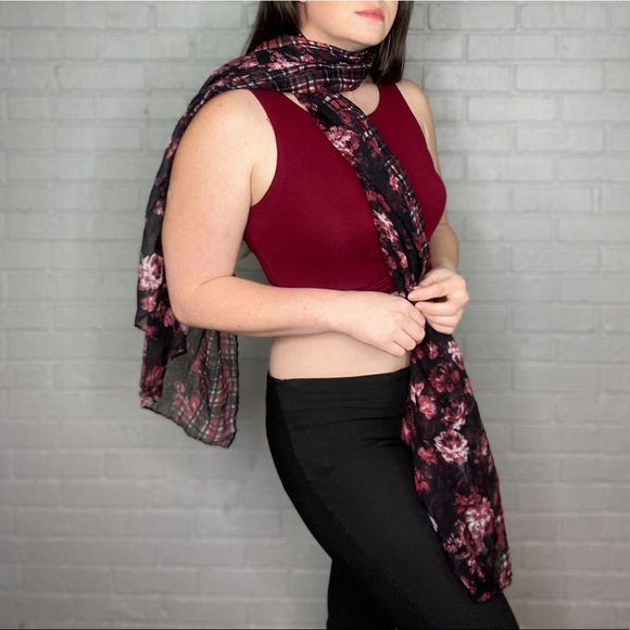 Oversize Floral Black and Red Scarf Wrap Extra Long - Picture 6 of 10